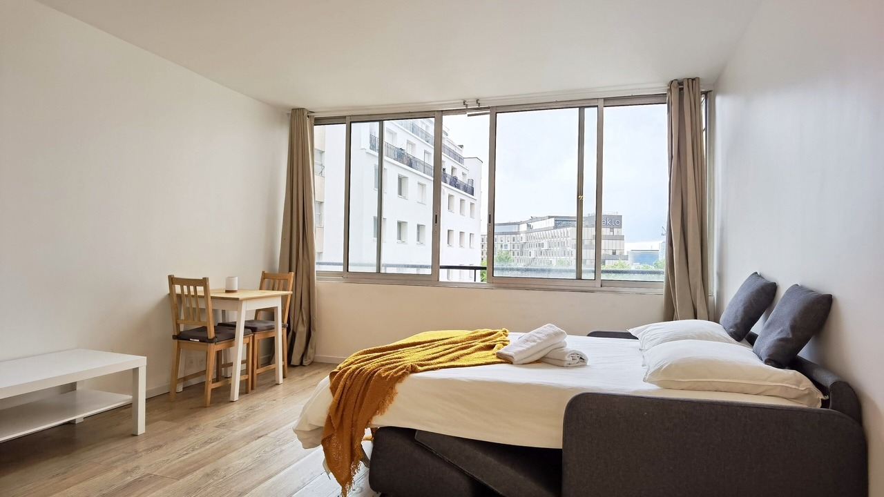 Photo of Bedroom in Vanves