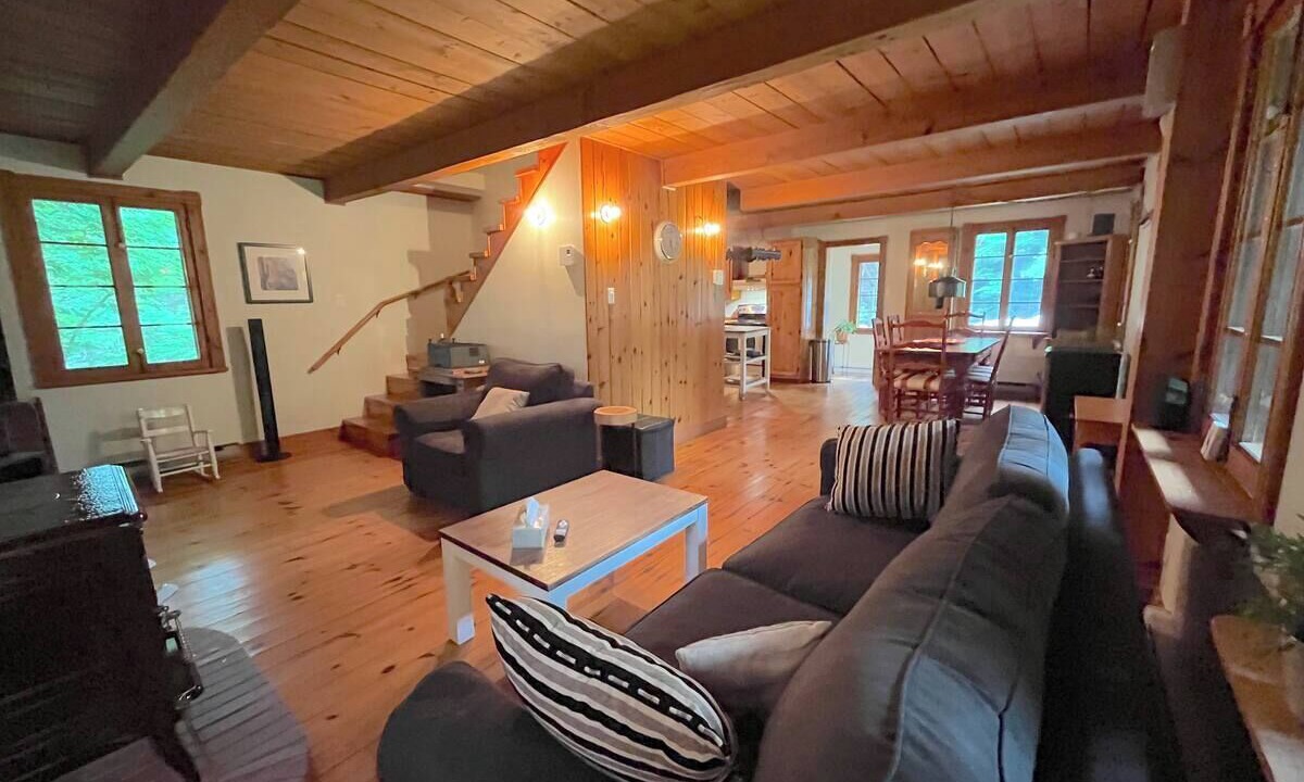 Photo of Livingroom in St-Adolphe-d'Howard