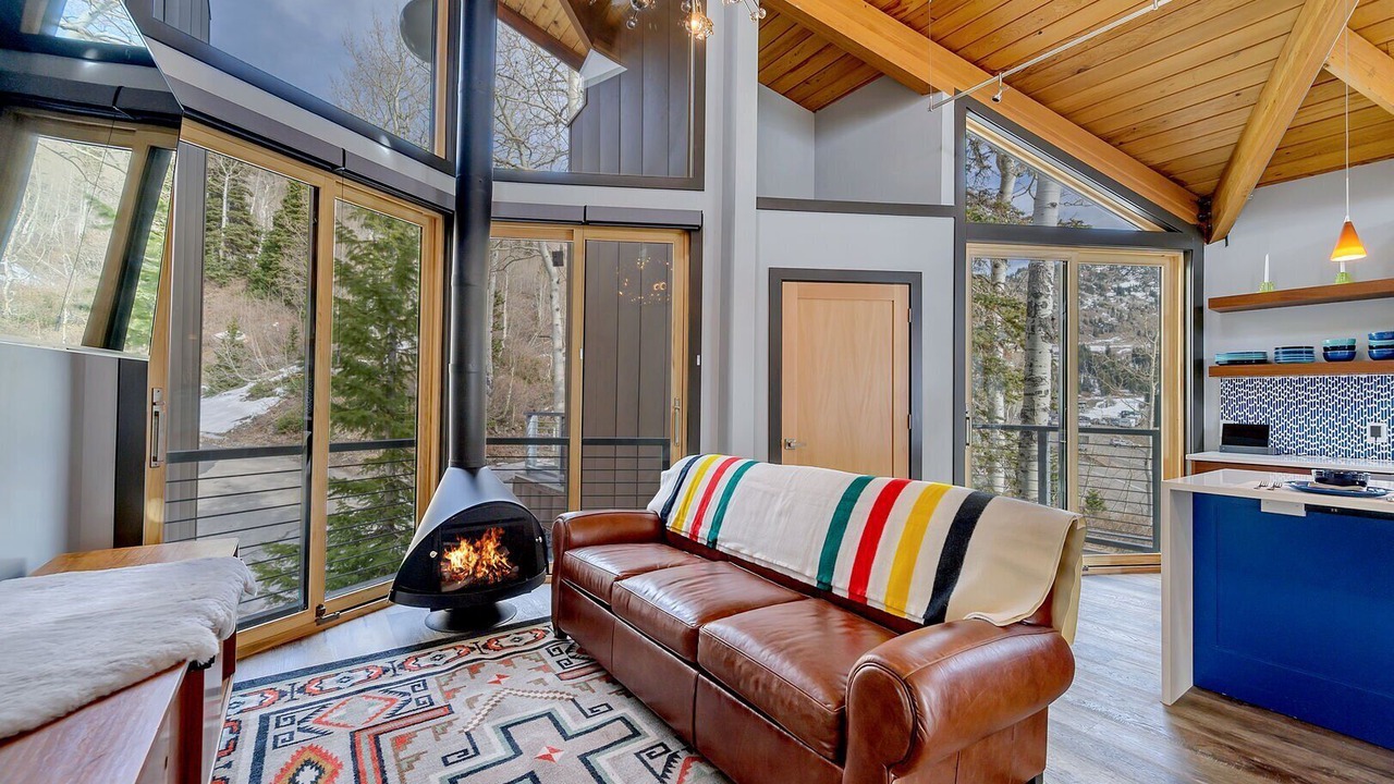 Photo of Livingroom in Salt Lake Mountain Resorts