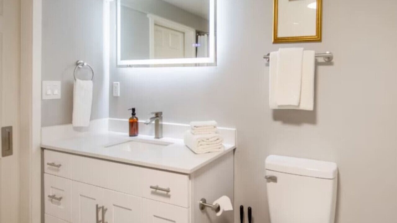 Photo of Bathroom in Bryn Mawr-Skyway