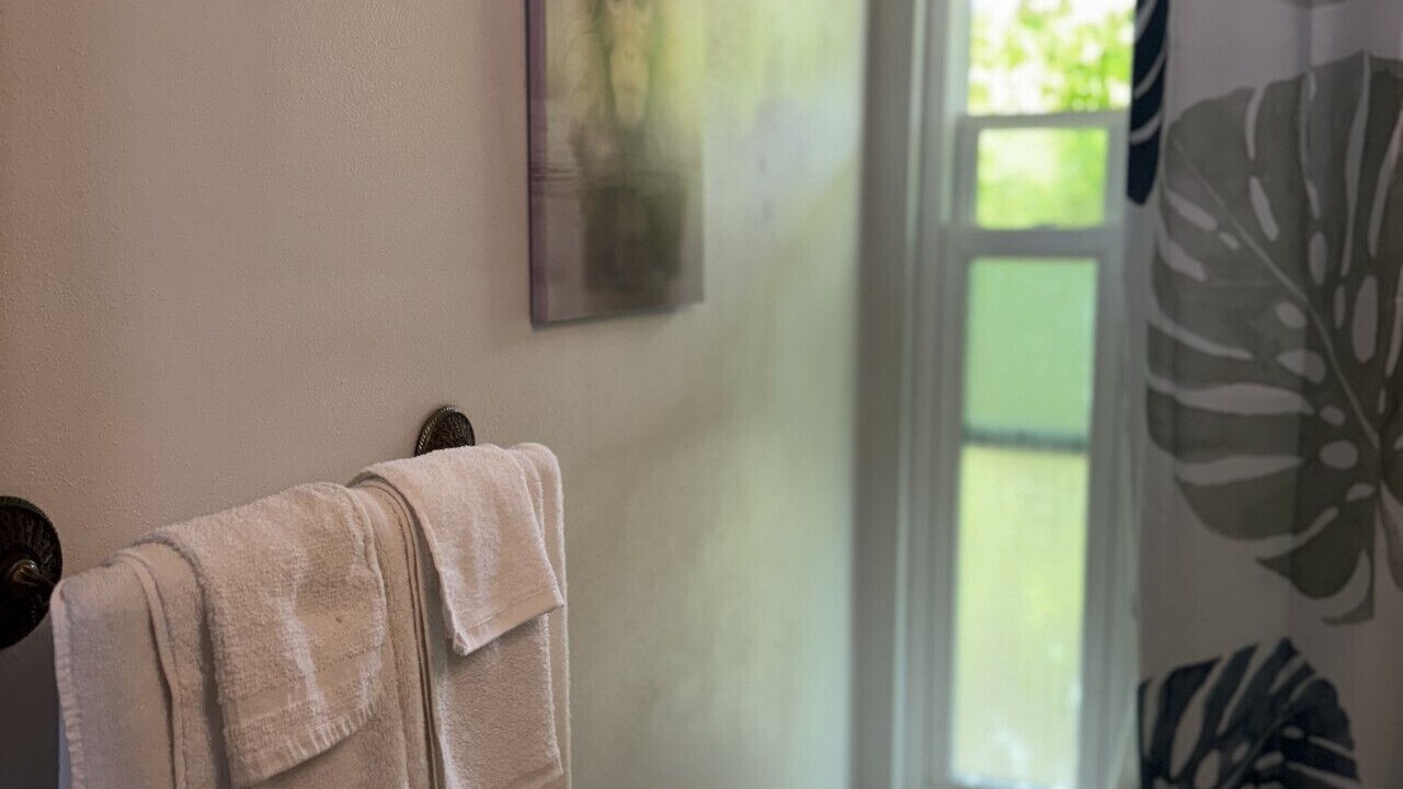 Photo of Bathroom in Oak Harbor