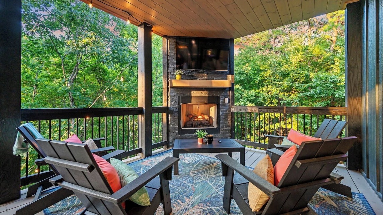 Photo of Livingroom in Broken Bow