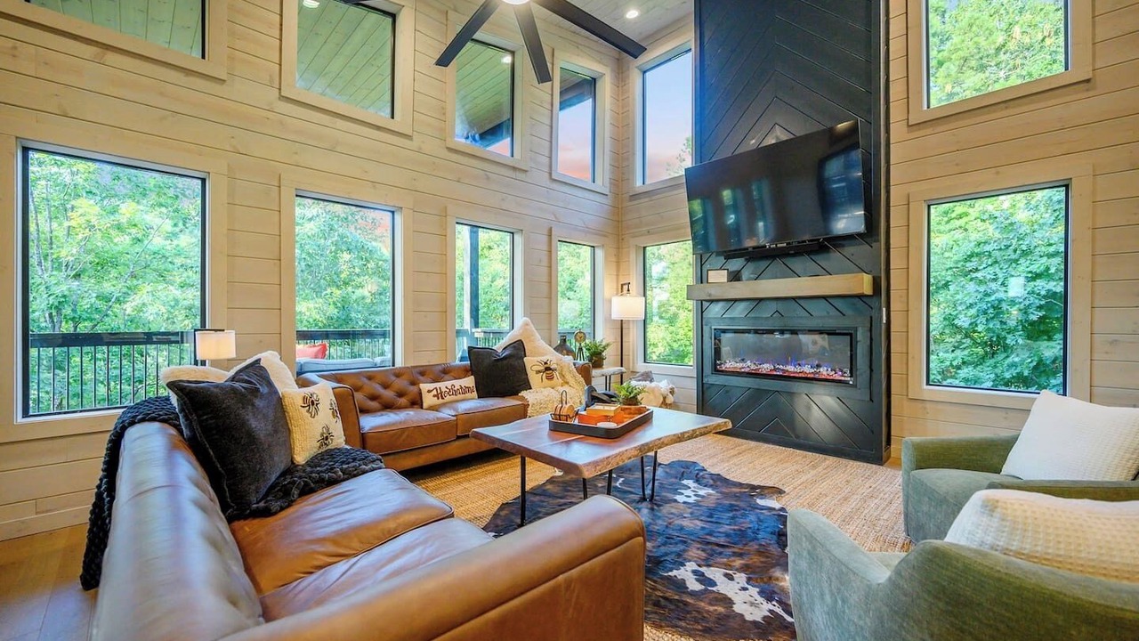 Photo of Livingroom in Broken Bow