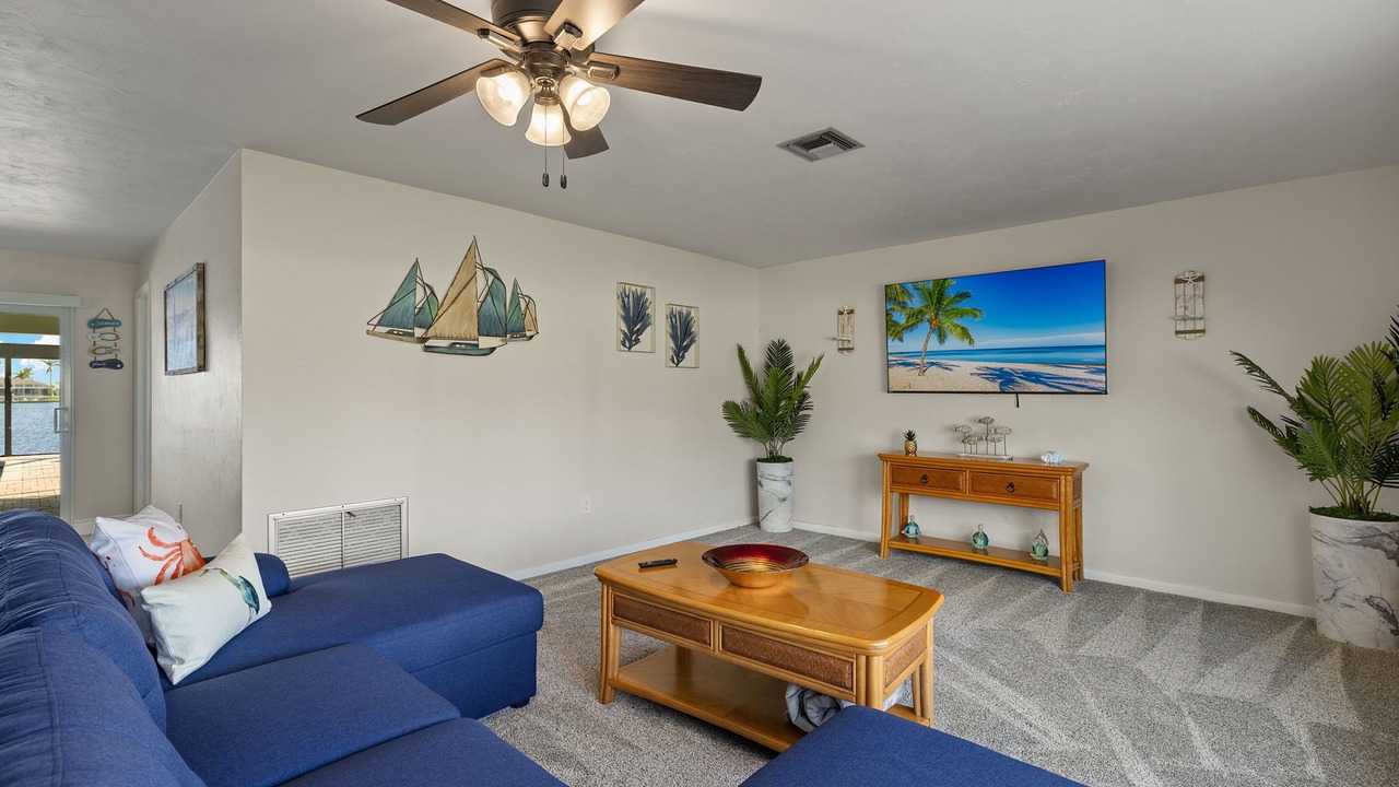 Photo of Livingroom in Eight Lakes