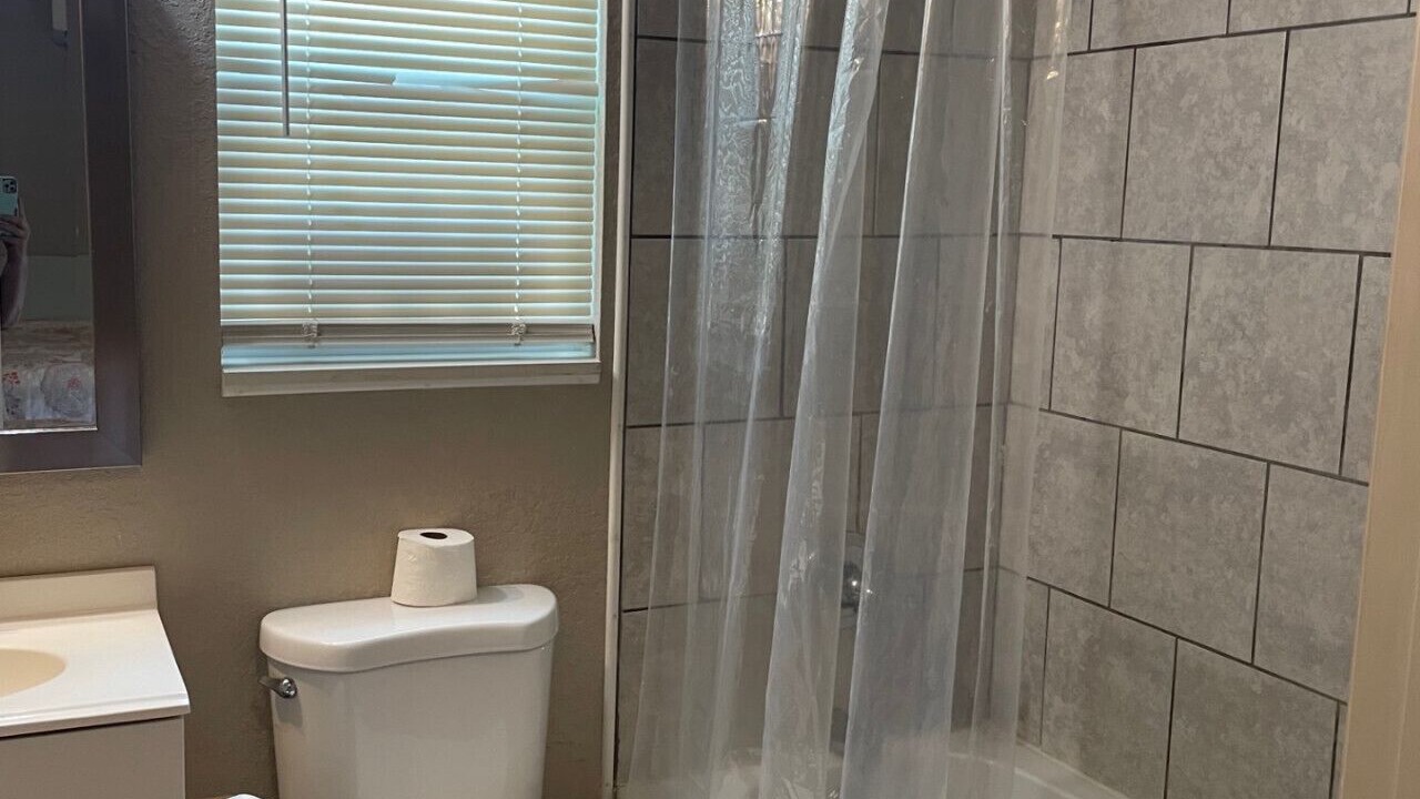 Photo of Bathroom in Umatilla