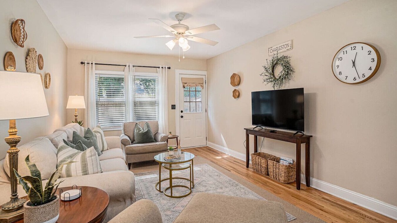 Photo of Livingroom in North Charleston