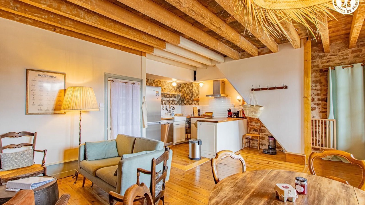 Photo of Livingroom in Nanton