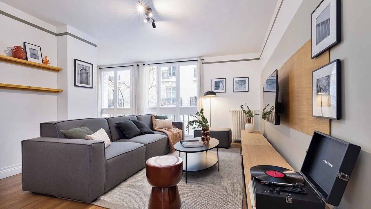 Photo of Livingroom in Levallois-Perret