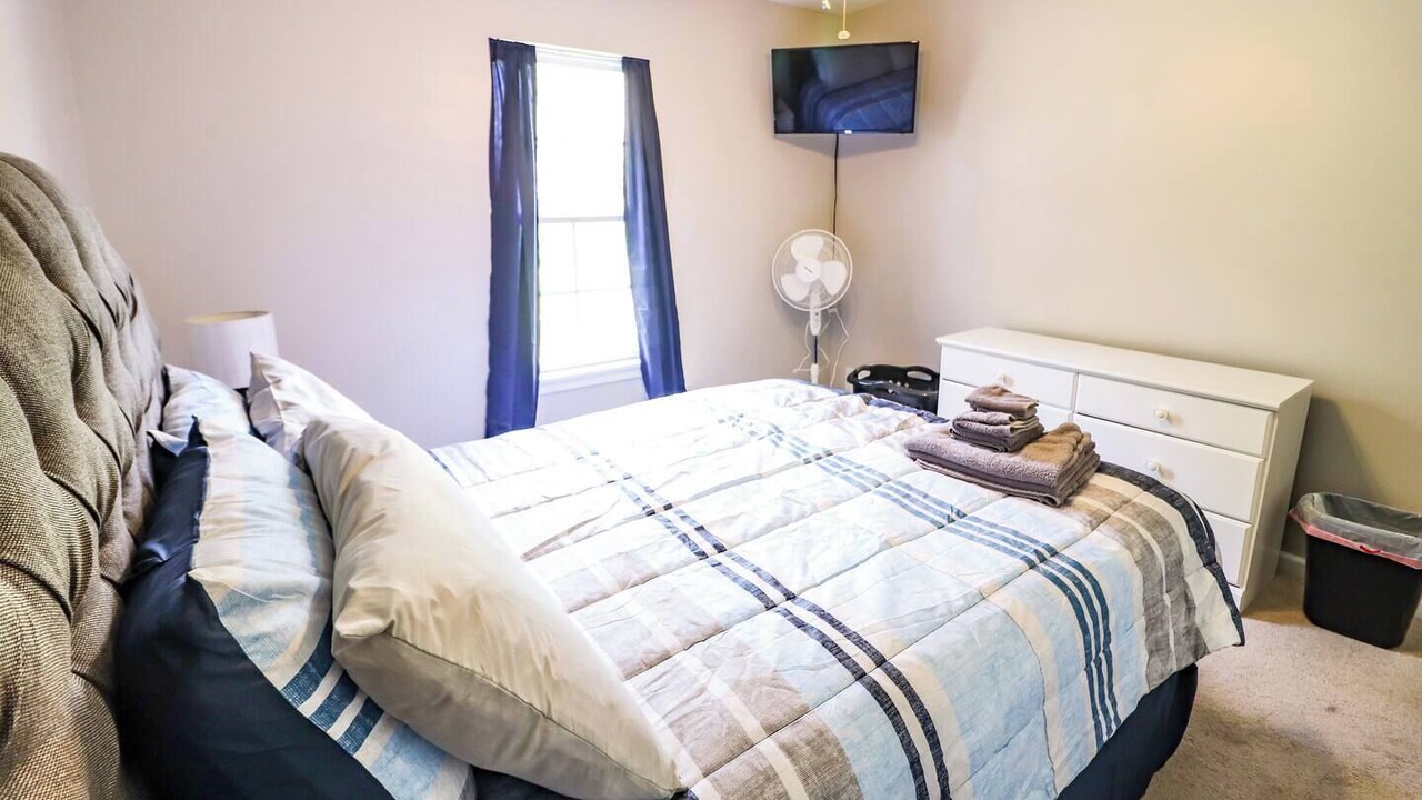 Photo of Bedroom in DeRidder