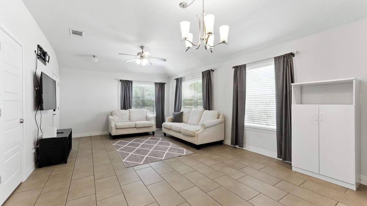 Photo of Livingroom in Fort Worth
