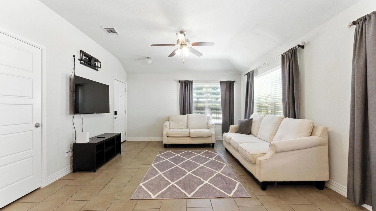 Photo of Livingroom in Fort Worth