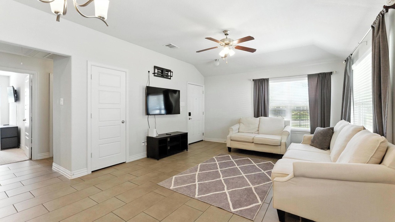 Photo of Livingroom in Fort Worth