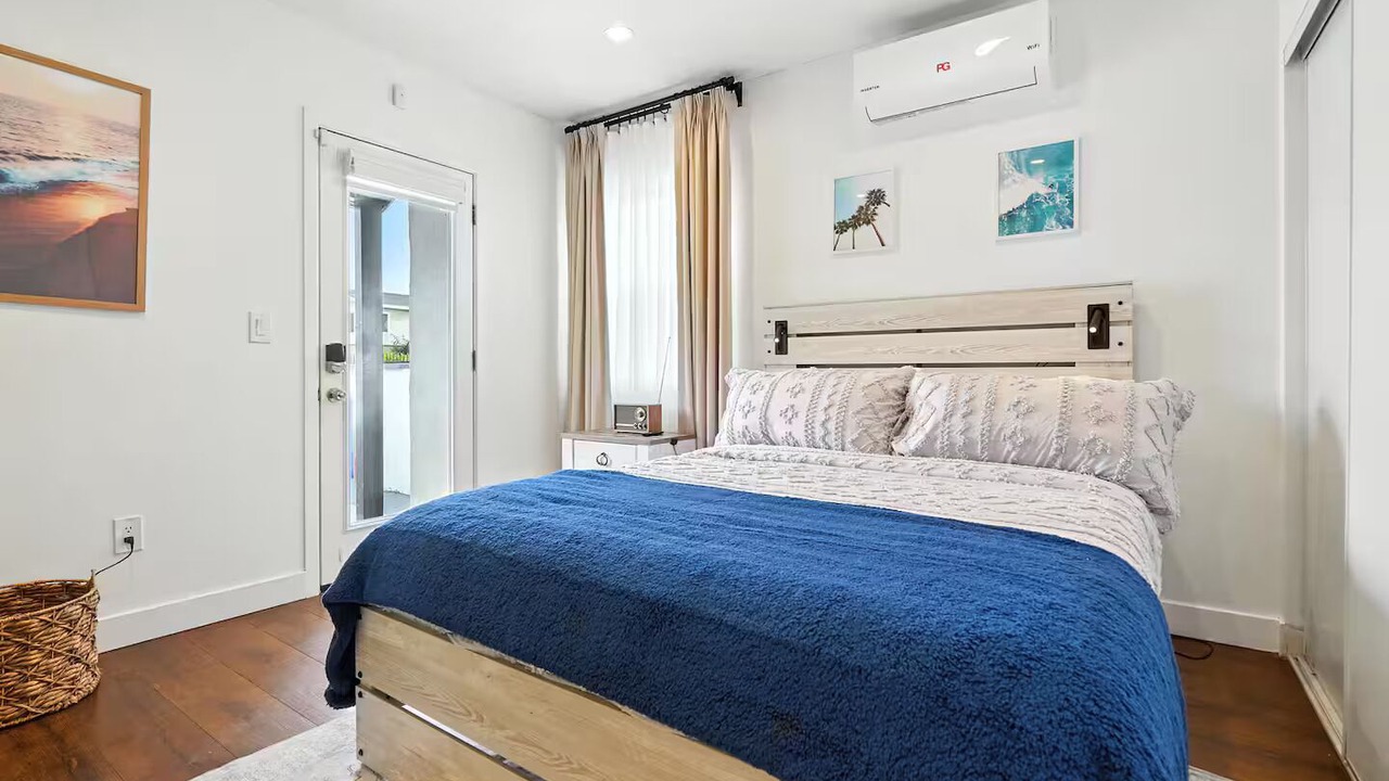Photo of Bedroom in Harbor