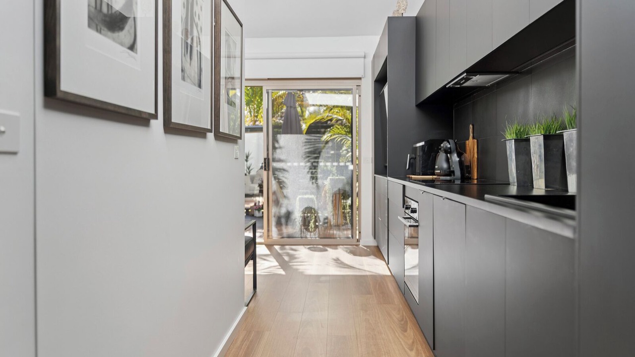 Photo of Kitchen in Sapphire Beach