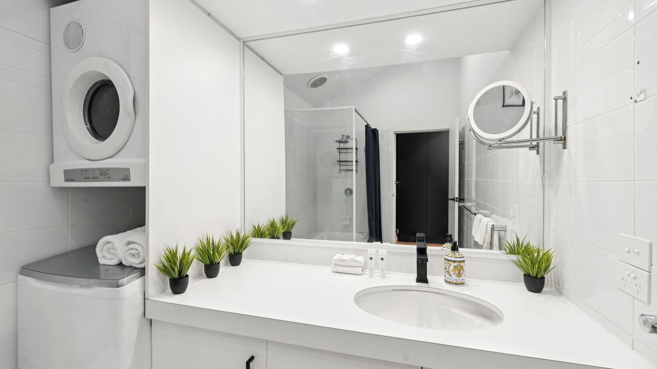 Photo of Bathroom in Sapphire Beach