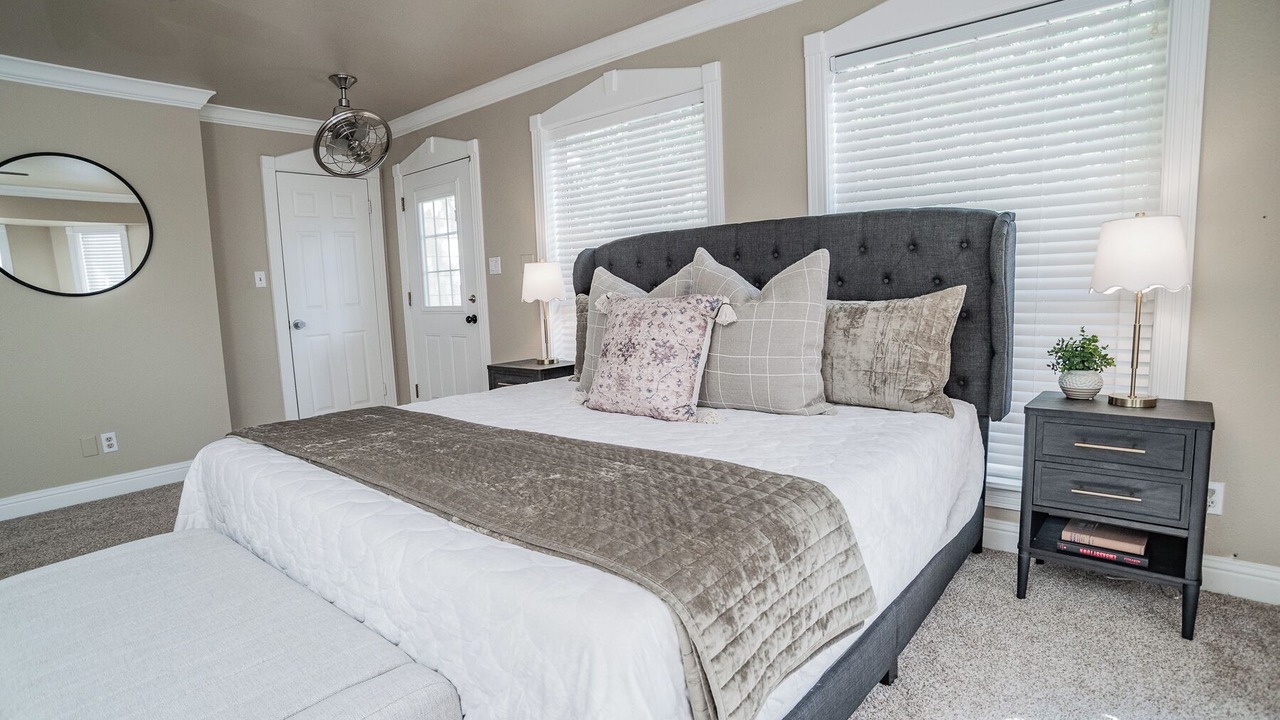 Photo of Bedroom in Luling