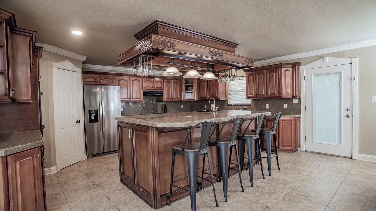 Photo of Kitchen in Luling