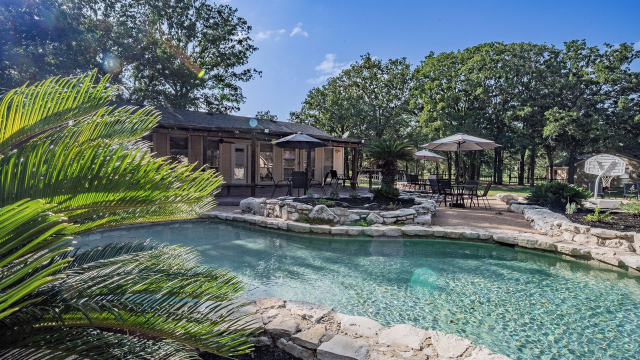 Photo of Outdoor in Luling