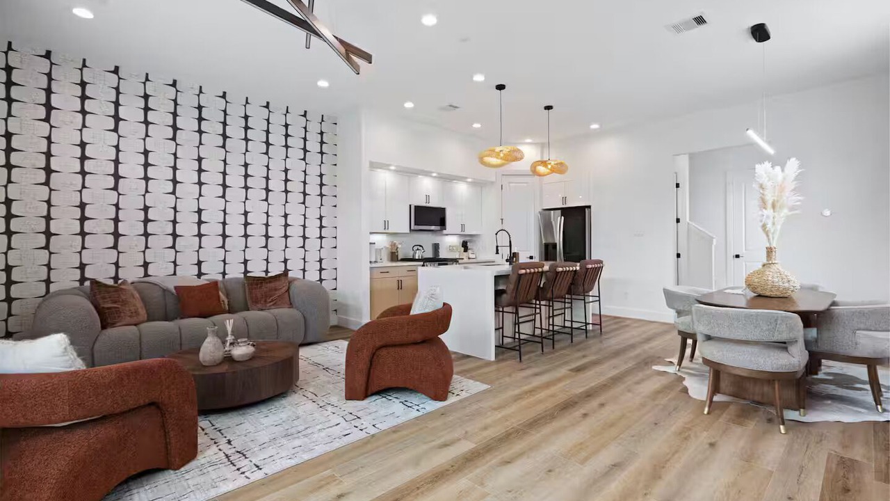 Photo of Livingroom in Northside