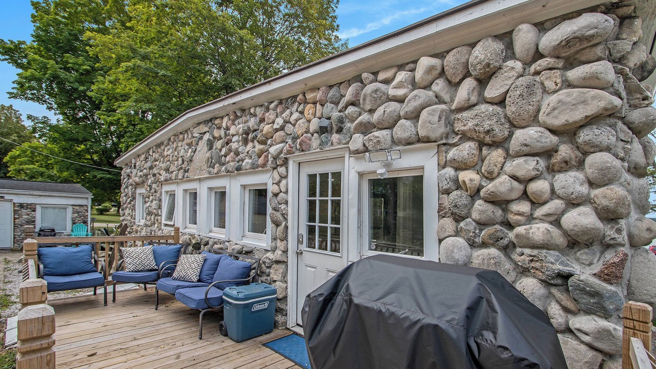 Photo of Patio Balcony in Onekama