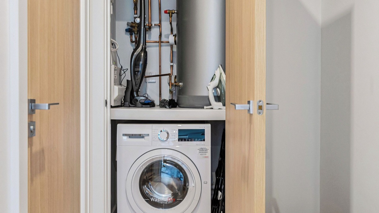 Photo of Others in Coombe Hill