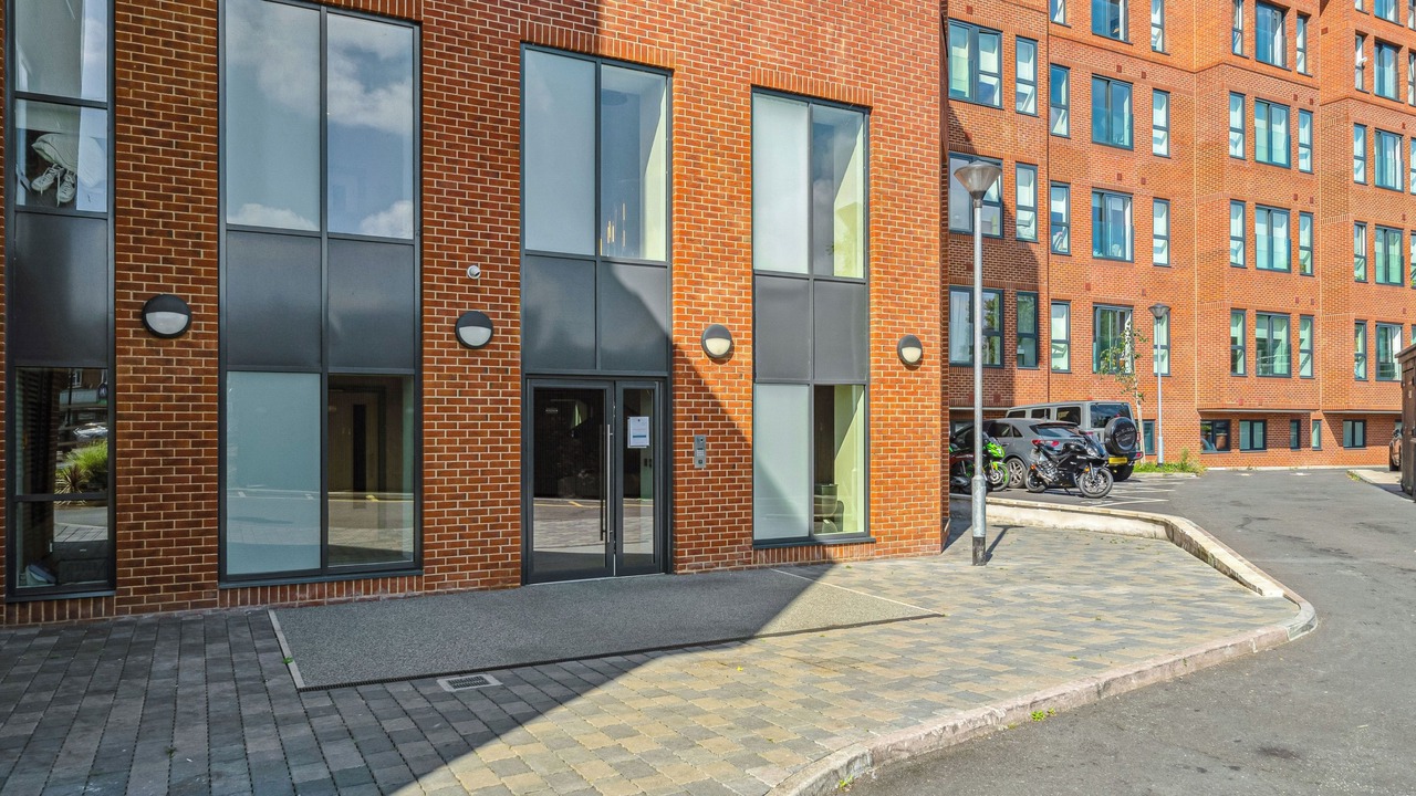 Photo of Outdoor in Coombe Hill