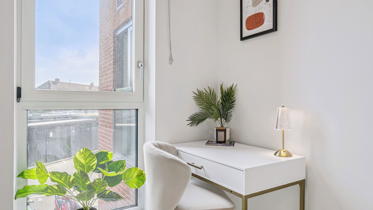 Photo of Others in Coombe Hill