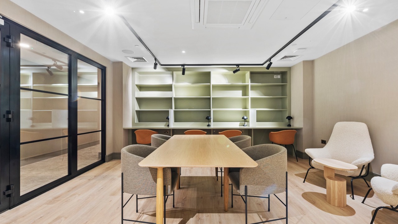 Photo of Others in Coombe Hill