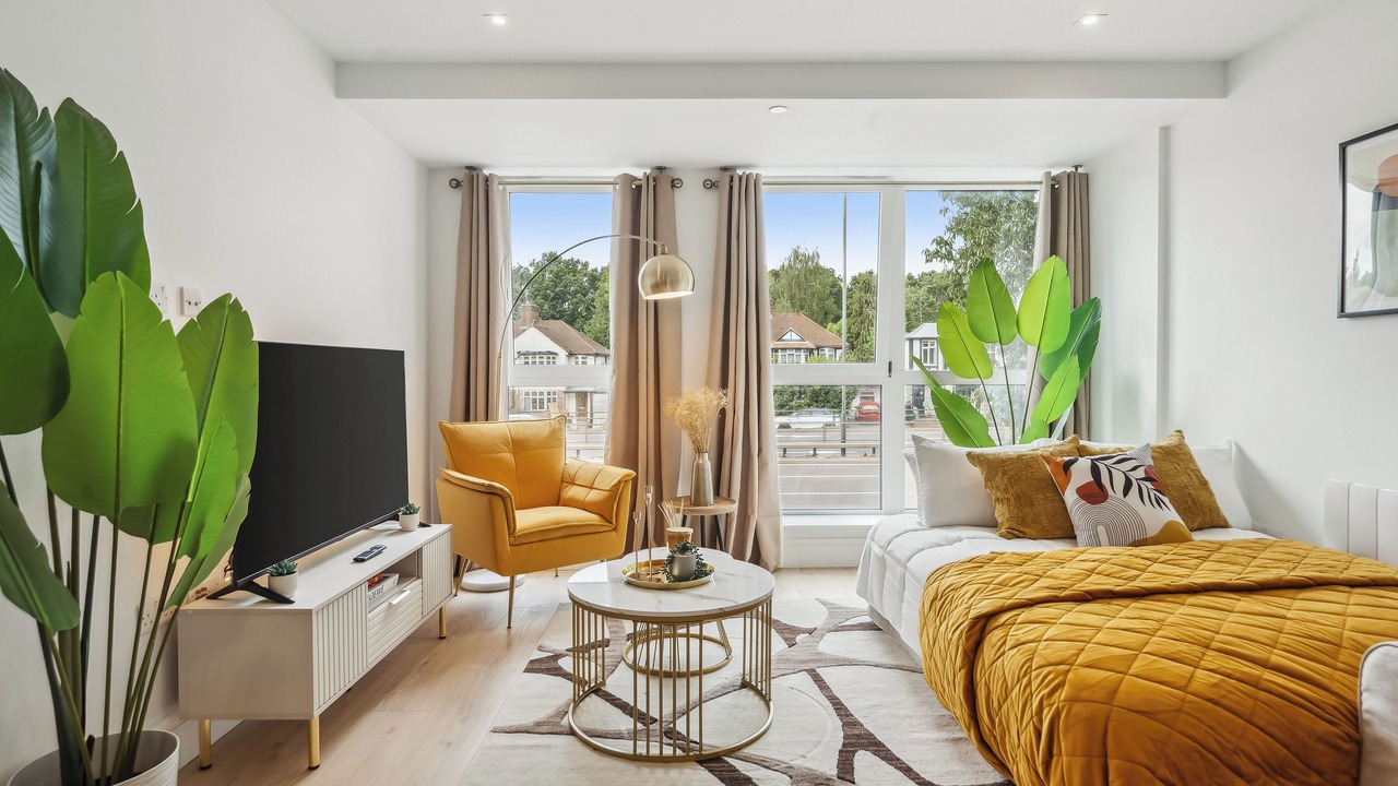 Photo of Bedroom in Coombe Hill