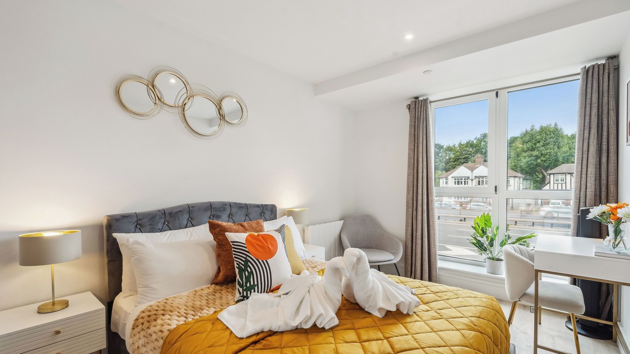 Photo of Bedroom in Coombe Hill