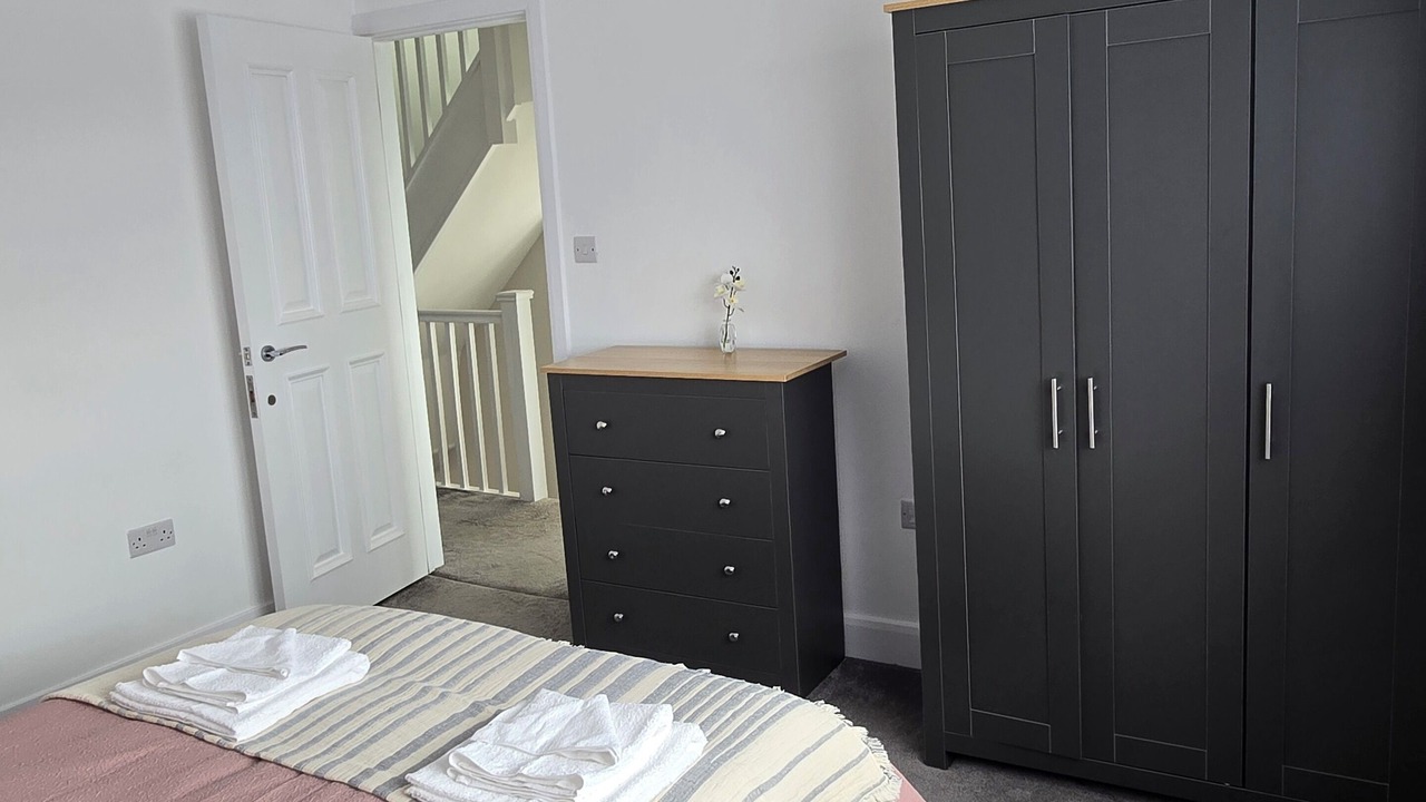 Photo of Bedroom in Tokyngton