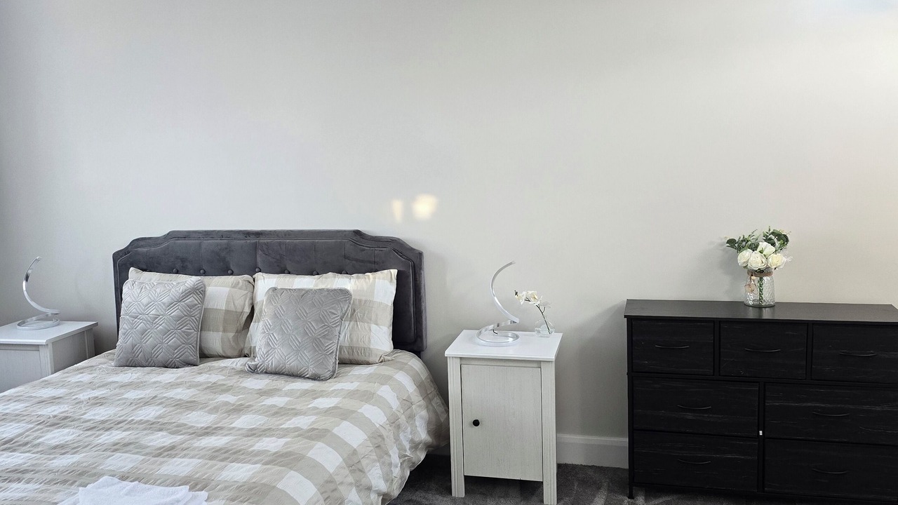 Photo of Bedroom in Tokyngton