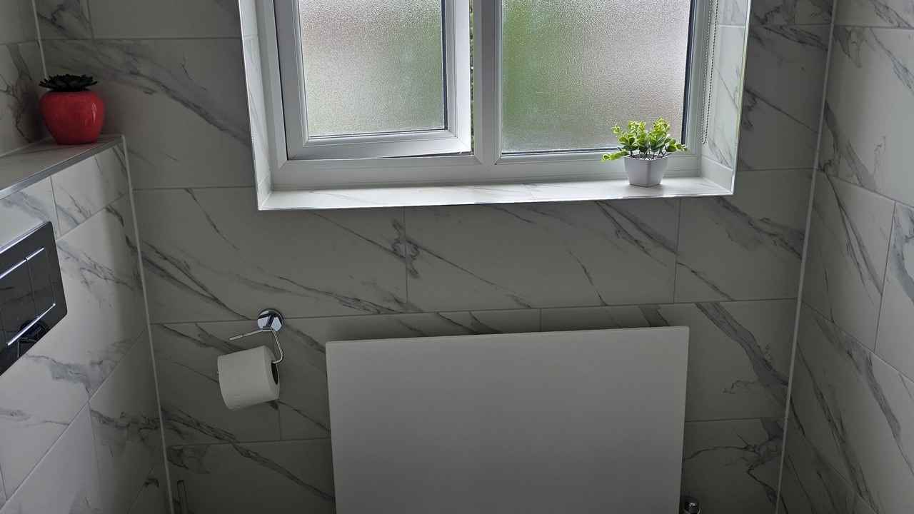 Photo of Bathroom in Tokyngton