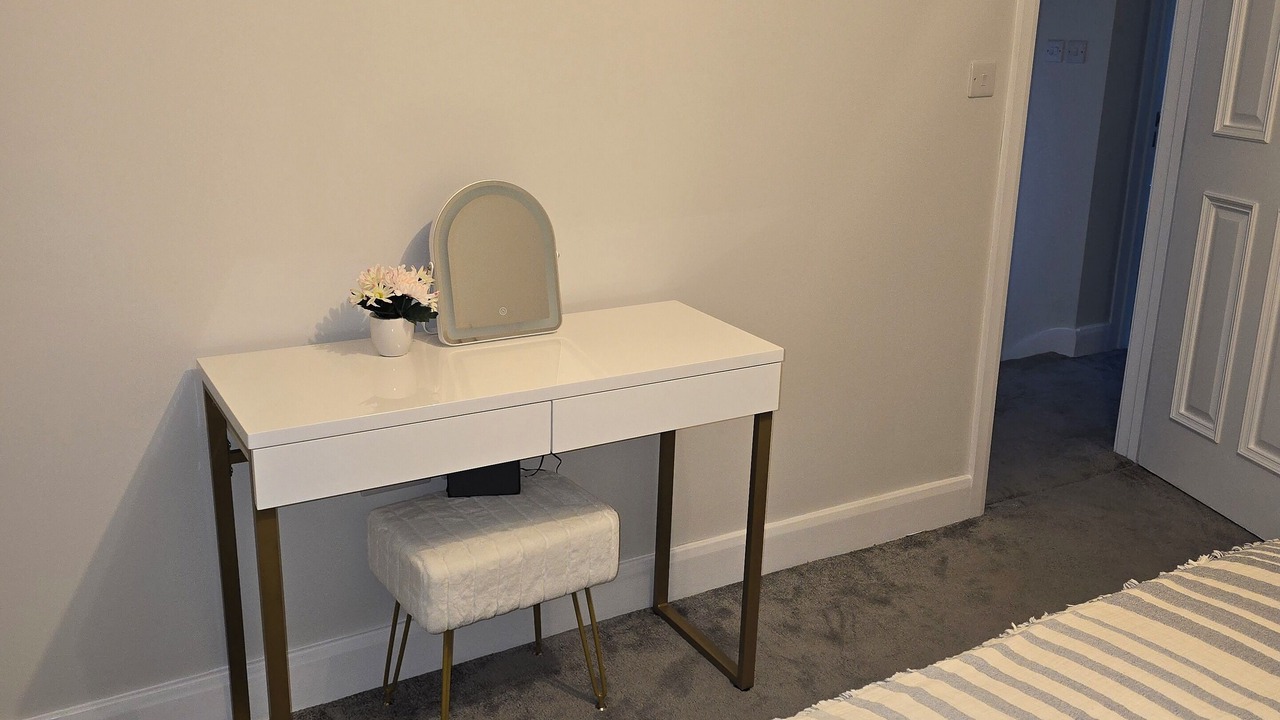 Photo of Bedroom in Tokyngton