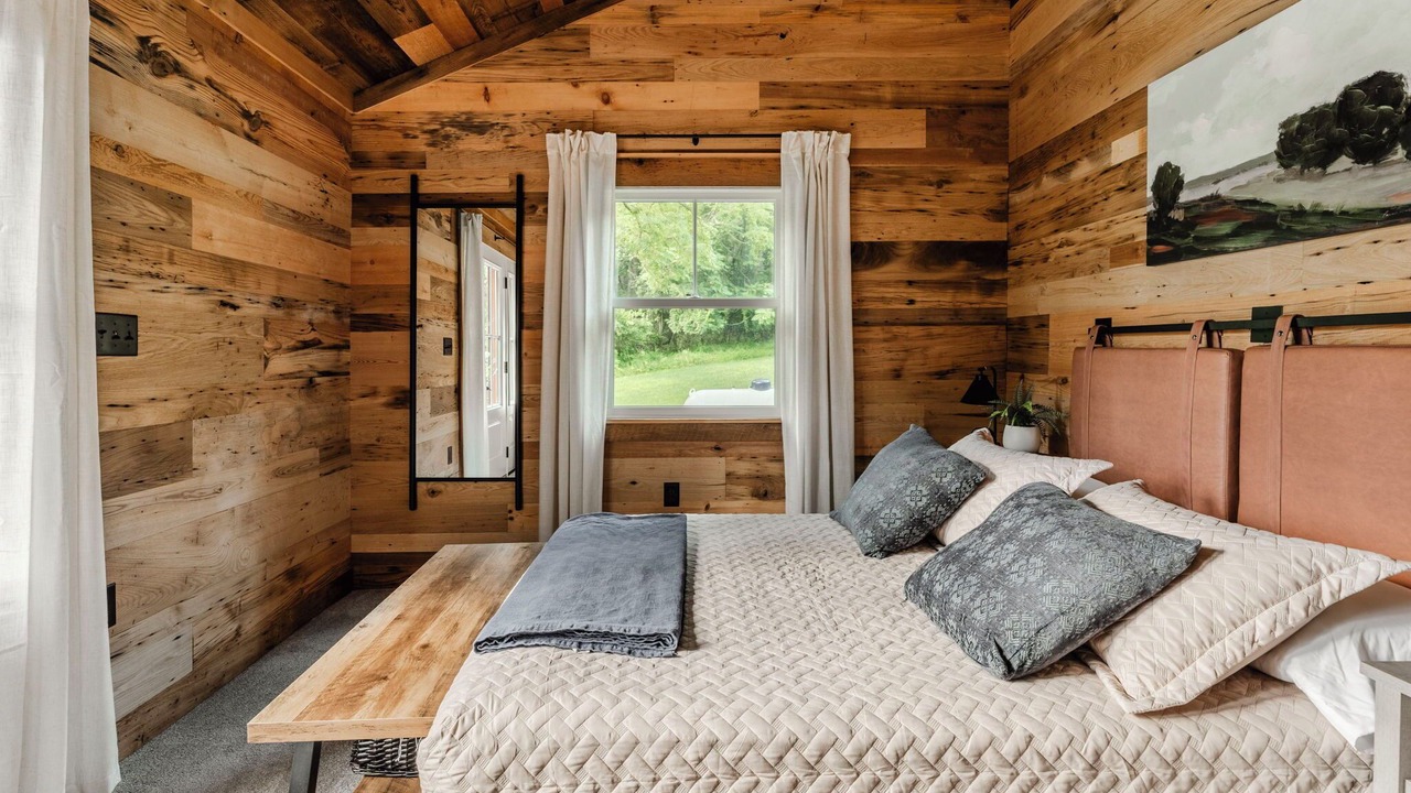 Photo of Bedroom in Sinking Spring