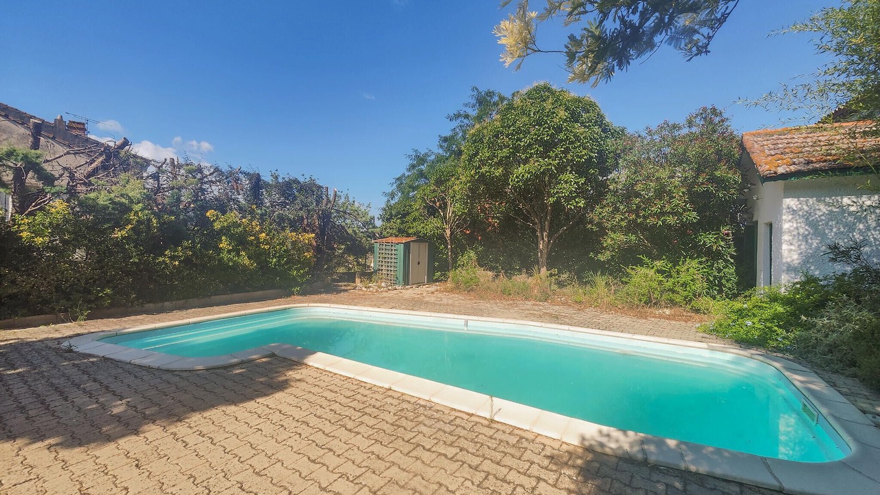 Photo of Outdoor in Thezan-les-Beziers