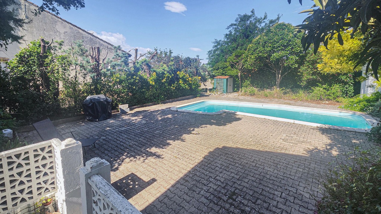 Photo of Outdoor in Thezan-les-Beziers