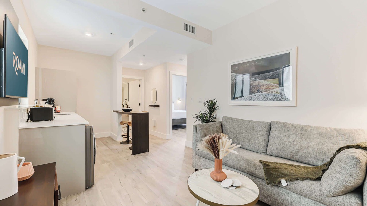 Photo of Livingroom in Midtown