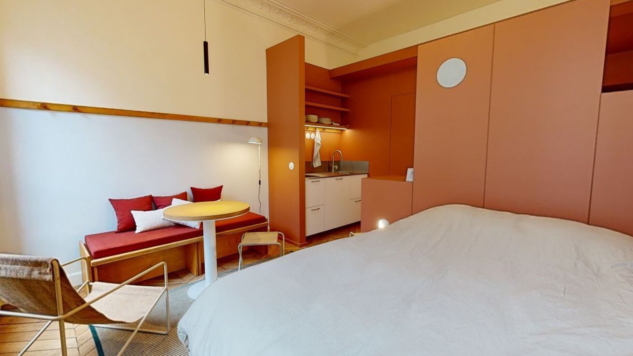 Photo of Bedroom in Pigalle