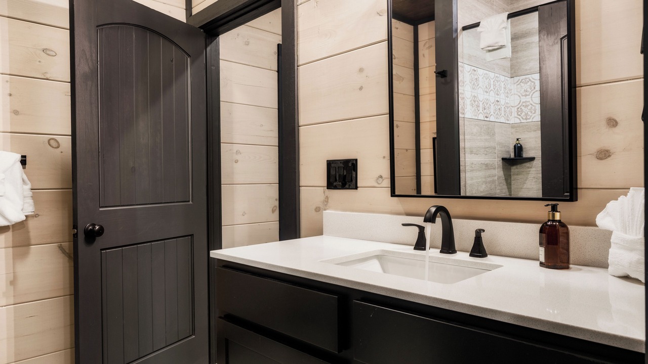 Photo of Bathroom in Sevierville