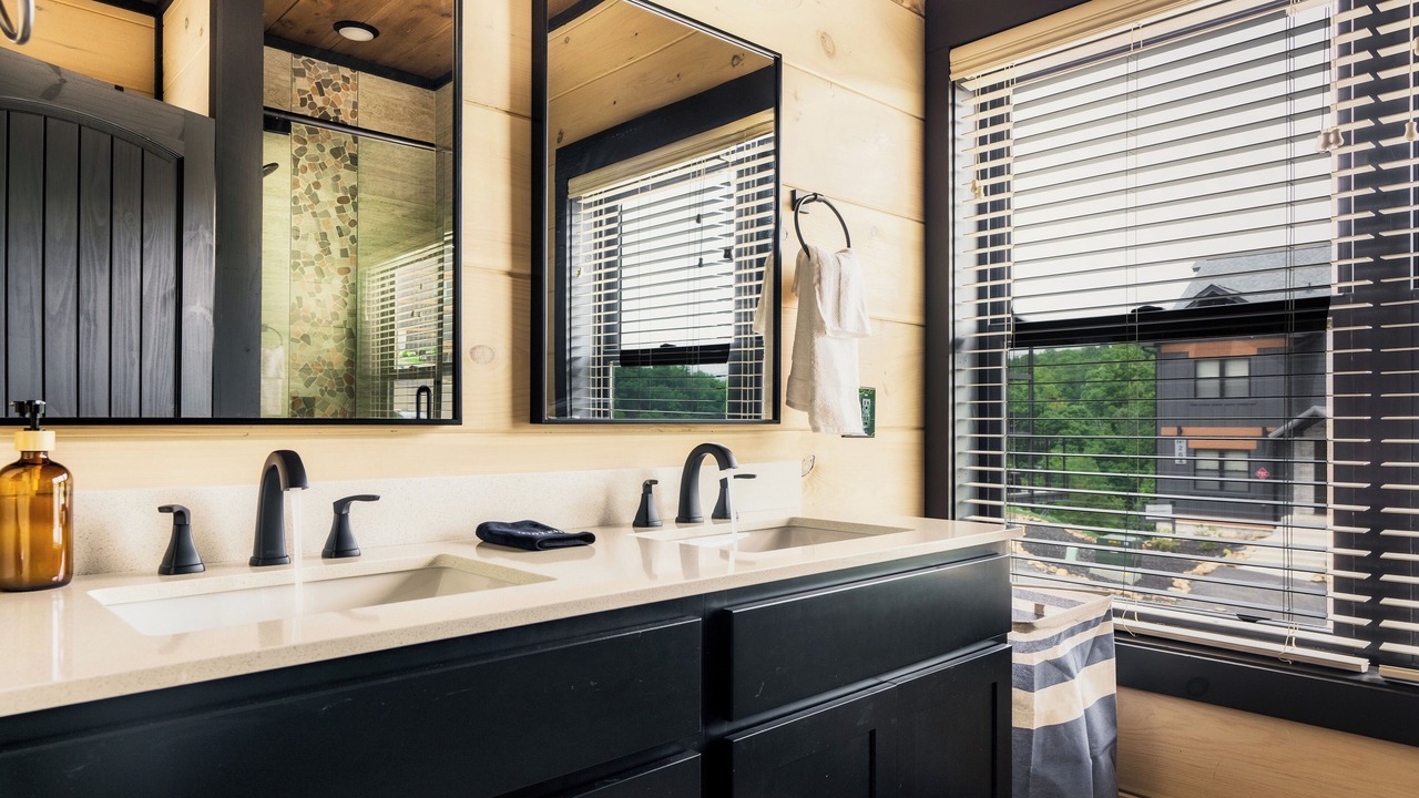Photo of Bathroom in Sevierville