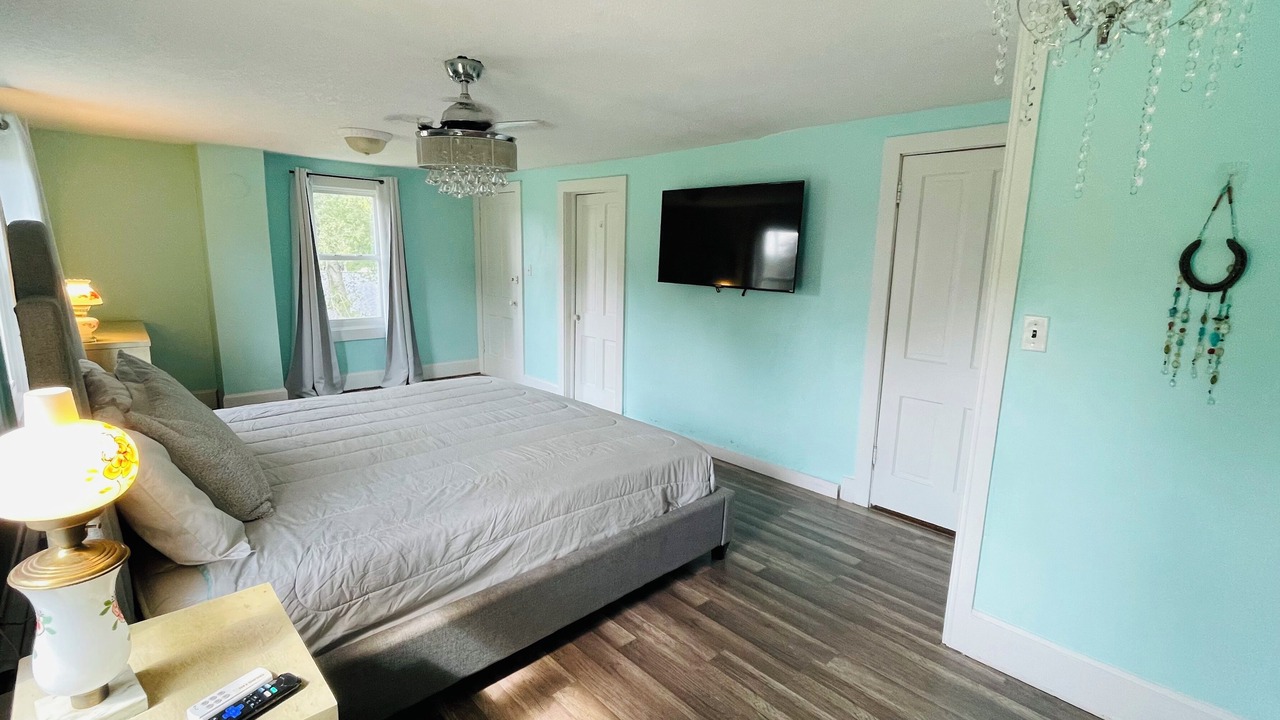 Photo of Bedroom in Hurley