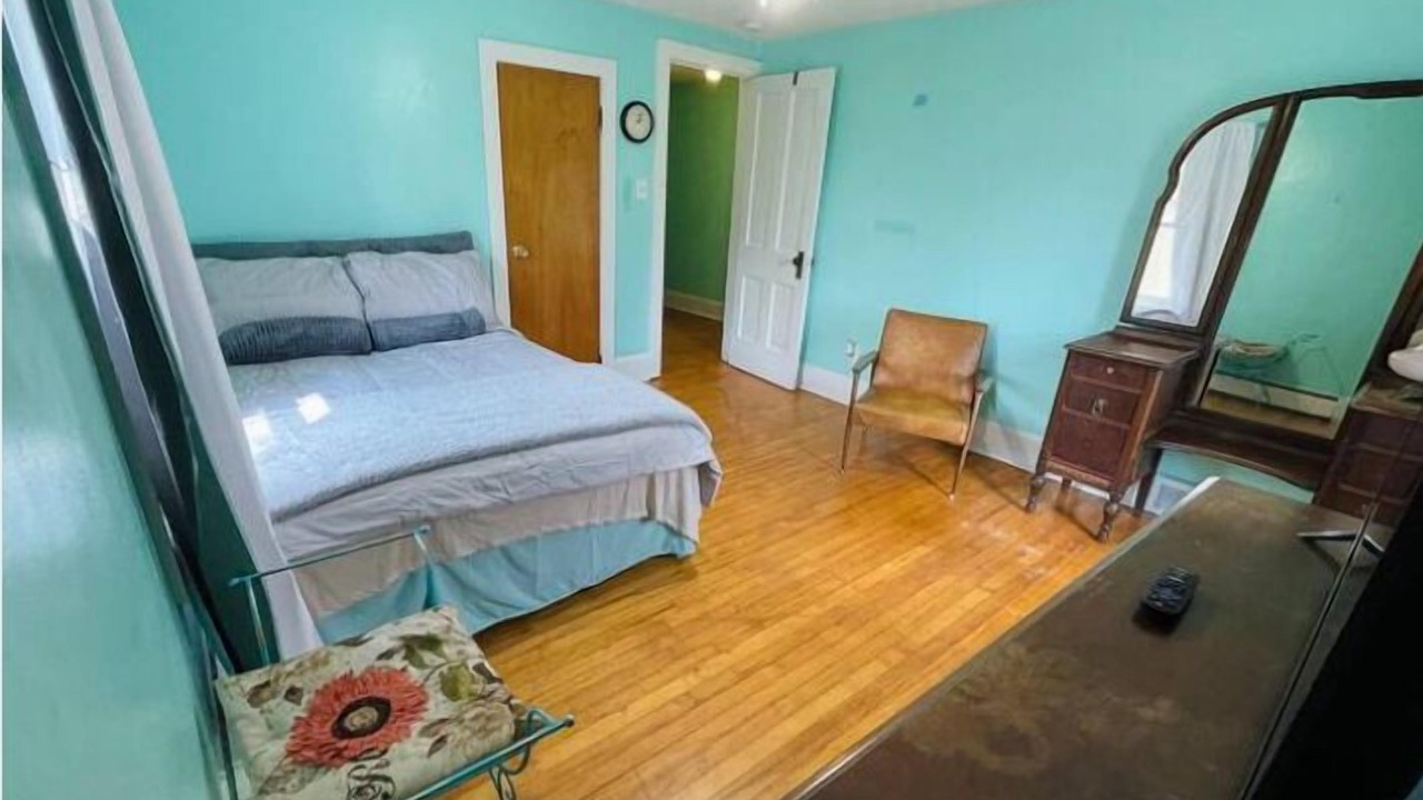 Photo of Bedroom in Hurley