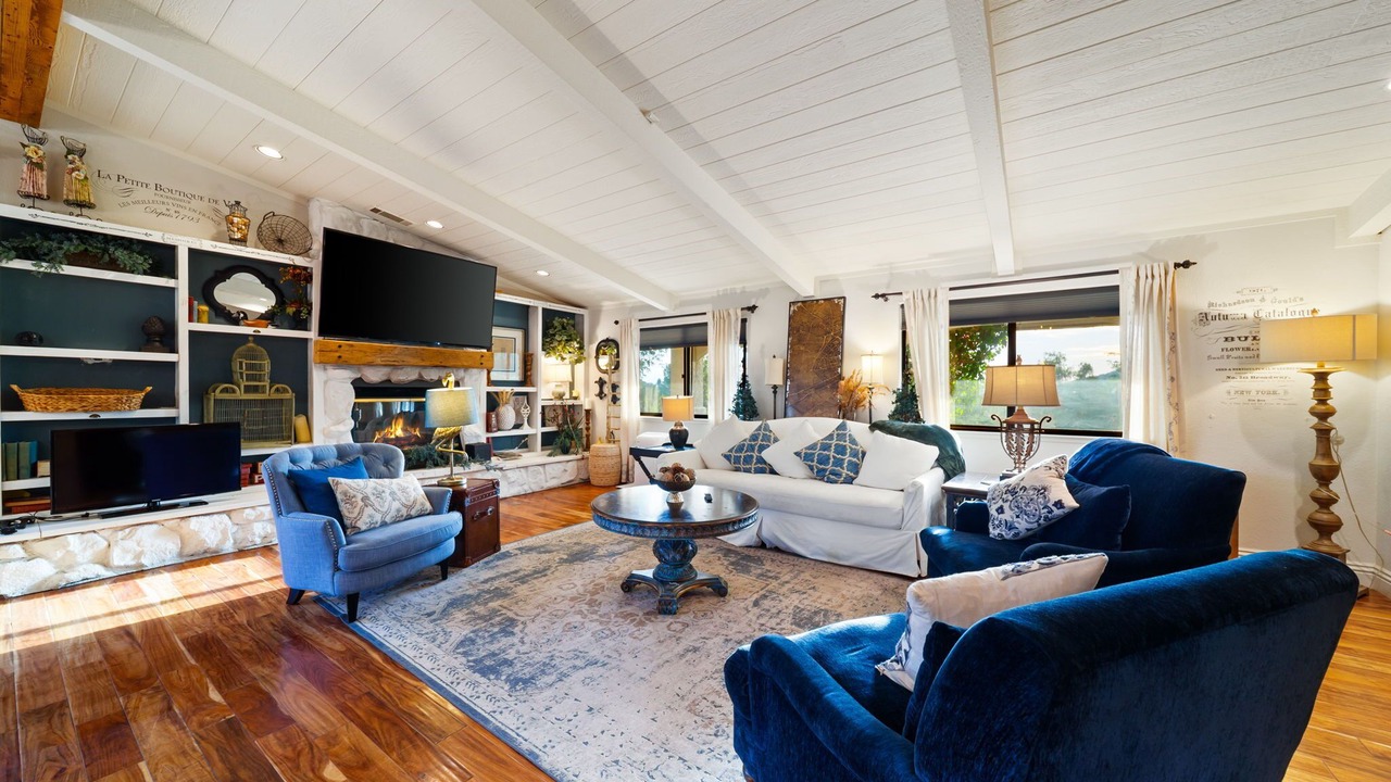 Photo of Livingroom in Temecula