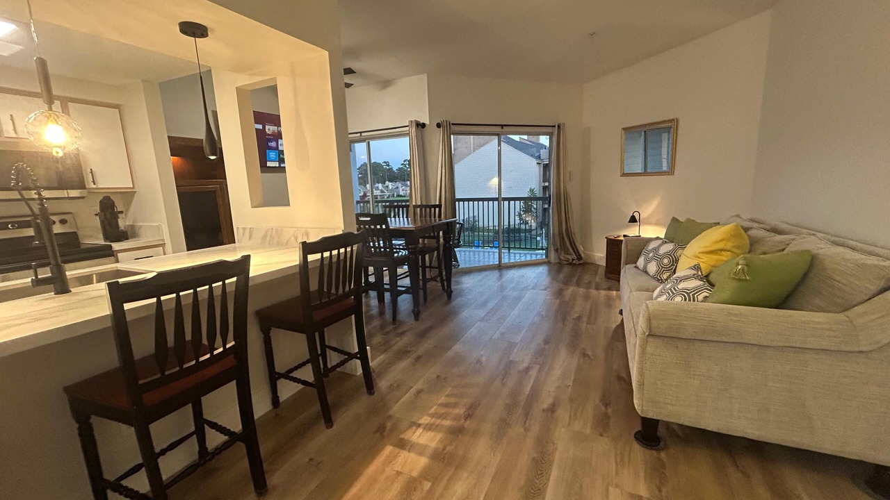 Photo of Livingroom in Walden on Lake Conroe