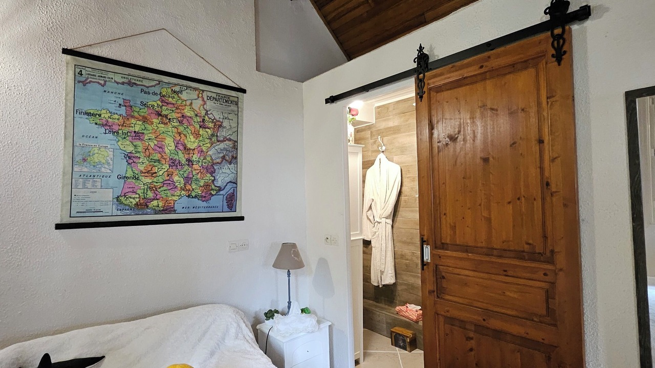 Photo of Bedroom in Ozouer-le-Voulgis