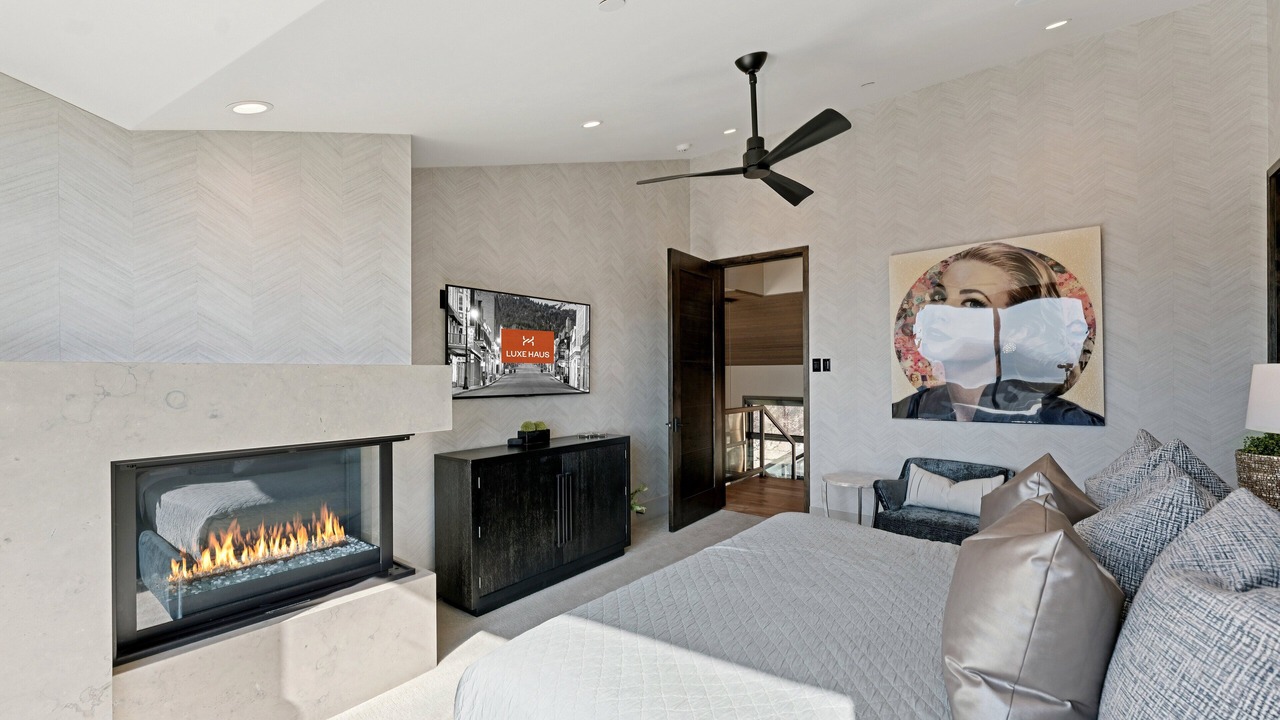 Photo of Livingroom in Deer Valley