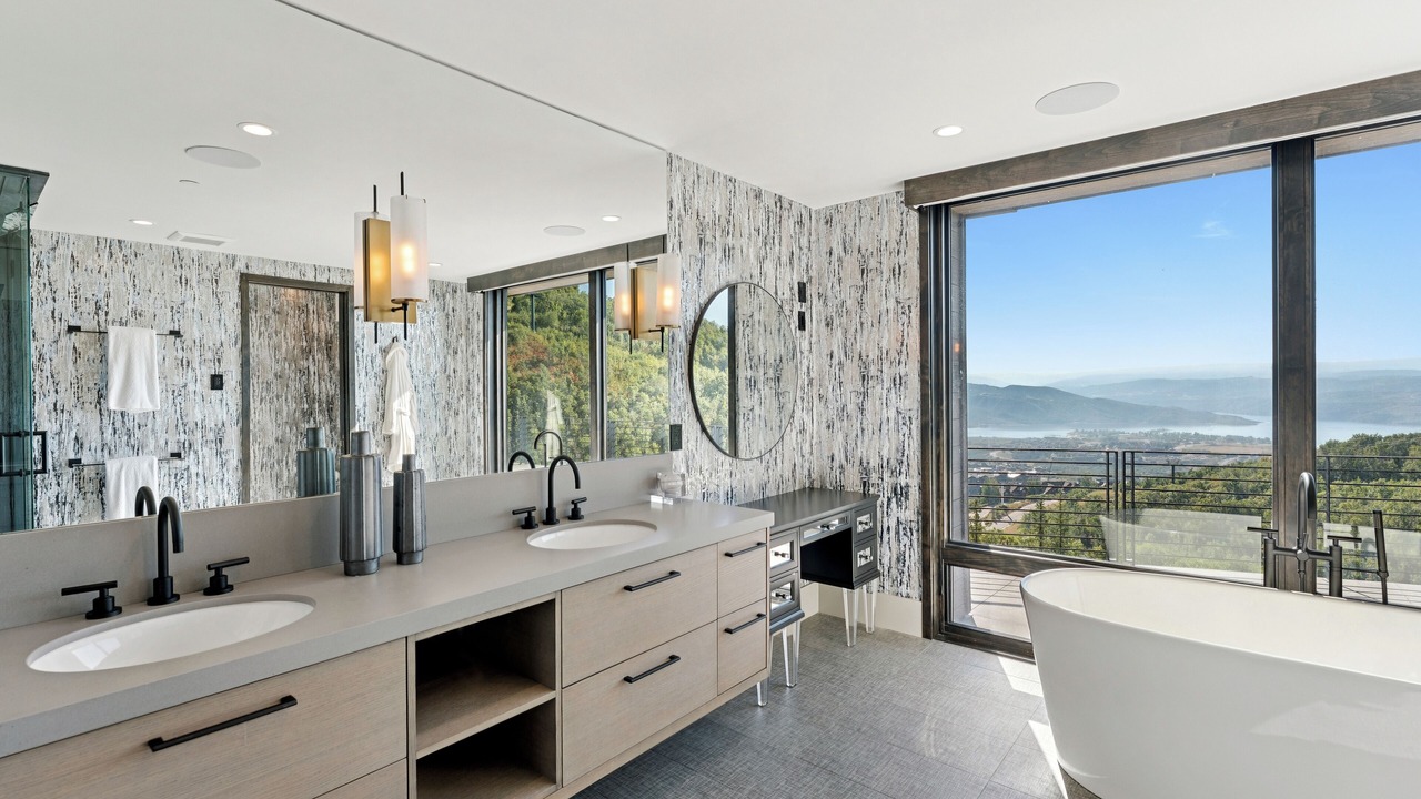 Photo of Bathroom in Deer Valley