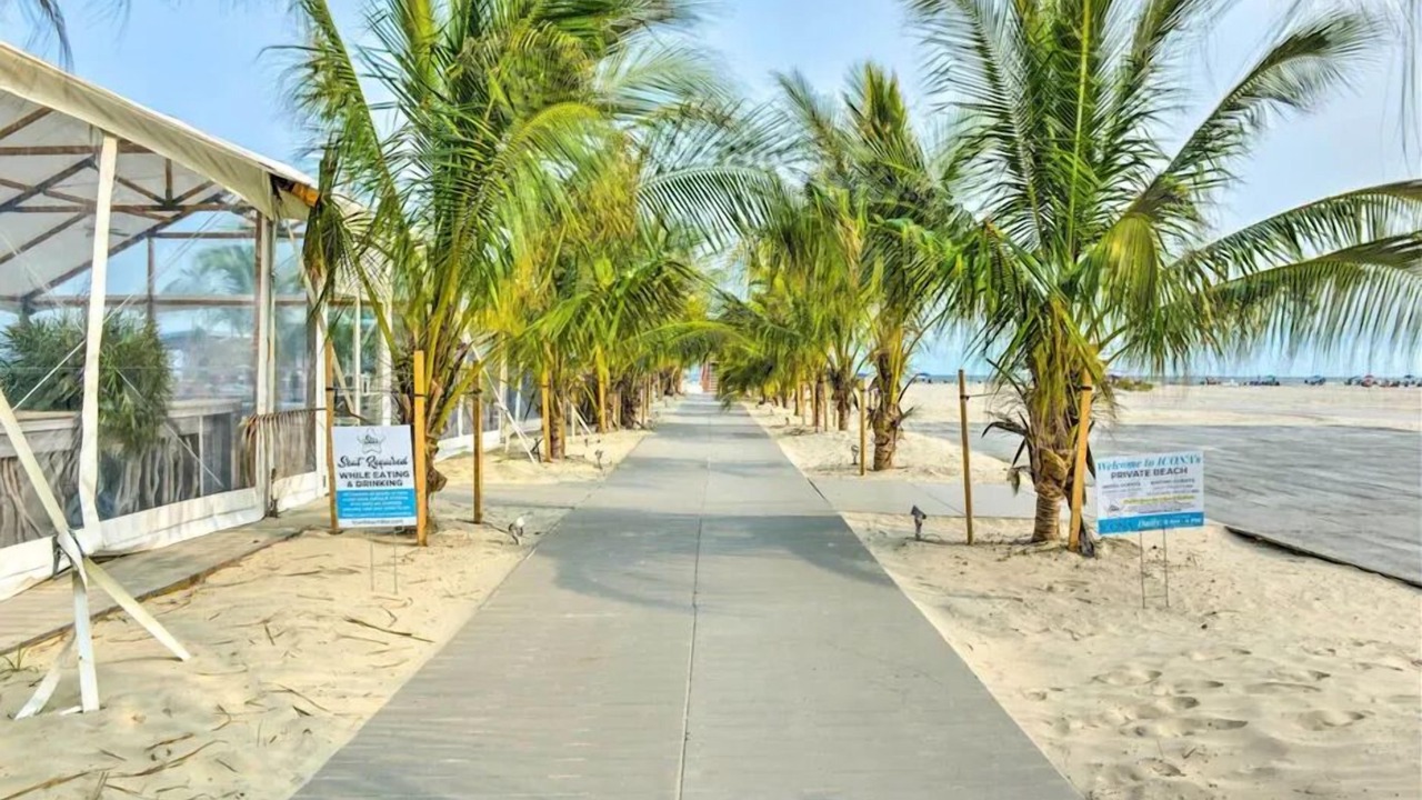 Photo of Others in Diamond Beach