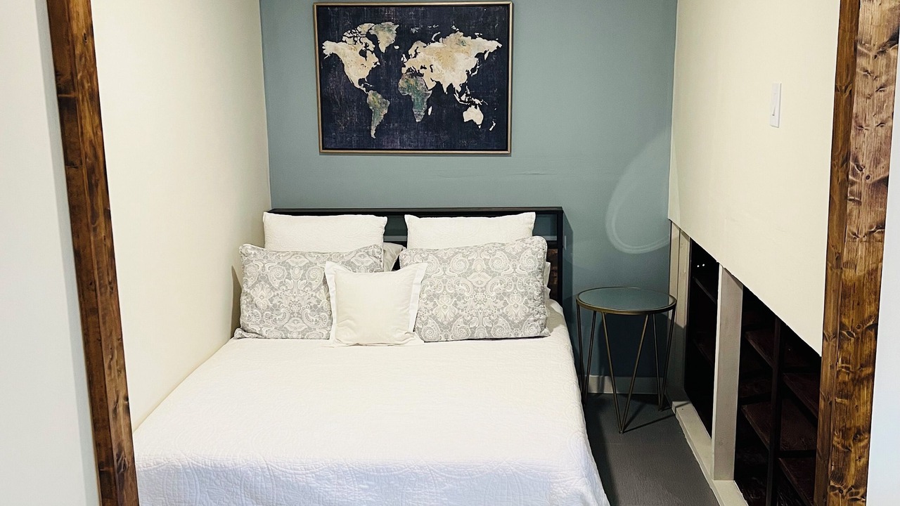 Photo of Bedroom in Fairmount